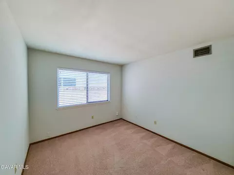 Bedroom - 2534 Ave R-3 E, Palmdale, CA 93550 photo 6 of 7