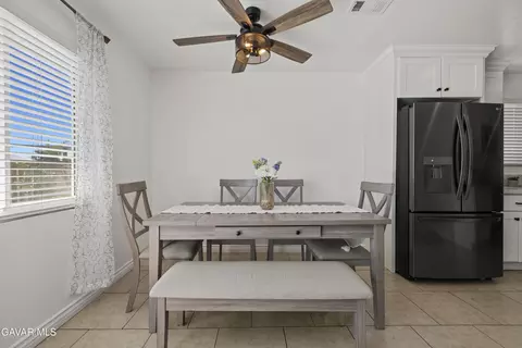 Dining - 45423 Sancroft Ave, Lancaster, CA 93535 photo 3 of 3