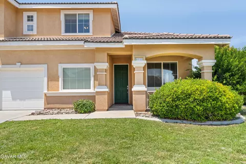 43731 Windrose Pl, Lancaster, CA 93536 photo 2