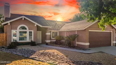 43101 Victorville Pl, Lancaster, CA 93534