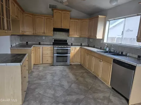 44159 Kirkland Ave, Lancaster, CA 93535 photo 5