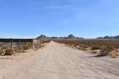 Wocahoota Rd & E/o Camp Rock, Lucerne Valley, CA 92356
