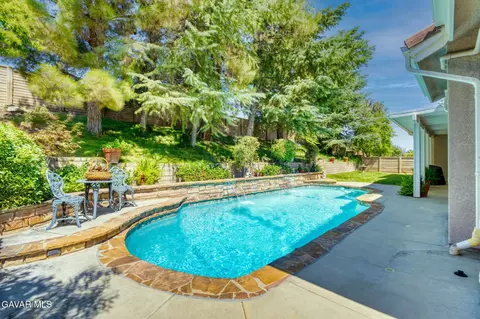 Exterior - 42323 Round Hill Dr, Lancaster, CA 93536 photo 1 of 3