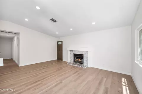 Living - 37317 53rd St E, Palmdale, CA 93552 photo 3 of 4