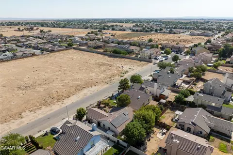 2062 Nugent St E, Lancaster, CA 93535 photo 24