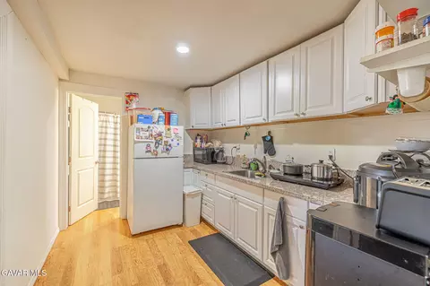 Kitchen - 4716 Avenue L10 W, Lancaster, CA 93536 photo 2 of 3