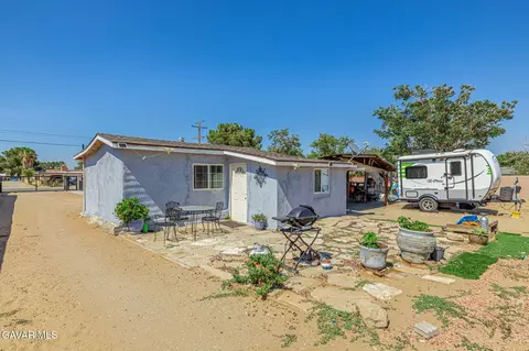 Exterior - 4716 Avenue L10 W, Lancaster, CA 93536 photo 10 of 16