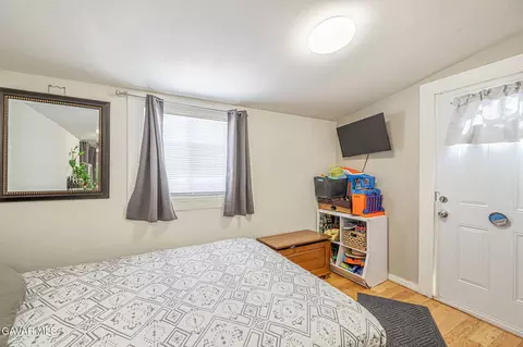 Bedroom - 4716 Avenue L10 W, Lancaster, CA 93536 photo 3 of 4