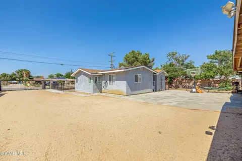 Exterior - 4716 Avenue L10 W, Lancaster, CA 93536 photo 6 of 16
