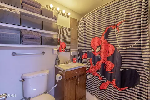 Bath - 4716 Avenue L10 W, Lancaster, CA 93536 photo 2 of 4
