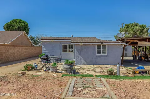 Exterior - 4716 Avenue L10 W, Lancaster, CA 93536 photo 11 of 16