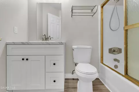 Bath - 4424 San Jose St #12, Montclair, CA 91763 photo 2 of 2