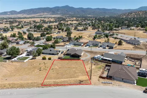 21024 Quail Springs Rd, Tehachapi, CA 93561 photo 1
