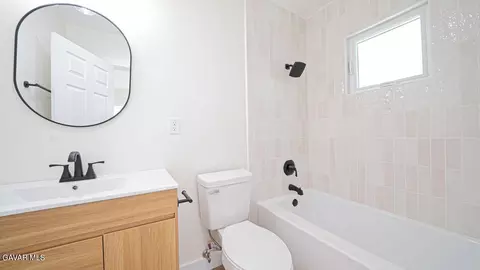 38610 E 4th St, Palmdale, CA 93550 photo 11