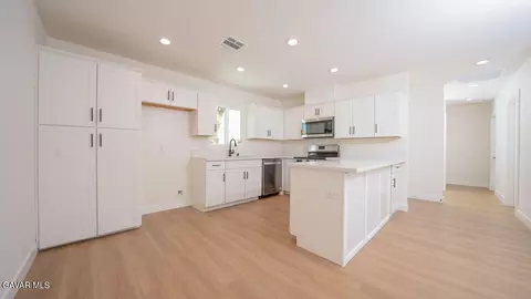 38610 E 4th St, Palmdale, CA 93550 photo 5