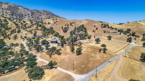 0 Clover Spring Rd, Tehachapi, CA 93561