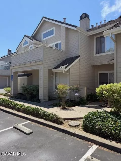 132 Crosswind Ct, Hercules, CA 94547