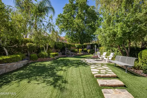 20055 Oakside Ct, Santa Clarita, CA 91390 photo 41