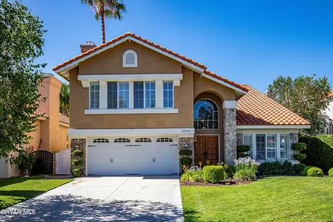 20055 Oakside Ct, Santa Clarita, CA 91390 photo 3