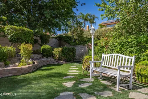 20055 Oakside Ct, Santa Clarita, CA 91390 photo 42