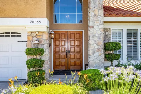 20055 Oakside Ct, Santa Clarita, CA 91390 photo 6