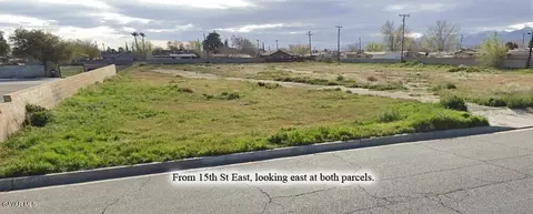 15 Th St East Q10, Palmdale, CA 93550 photo 2