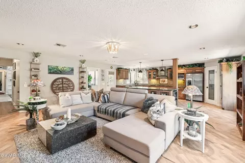 2848 Avenue J4 W, Lancaster, CA 93536