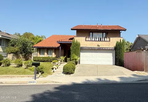 23024 Vista Delgado Dr, Santa Clarita, CA 91354