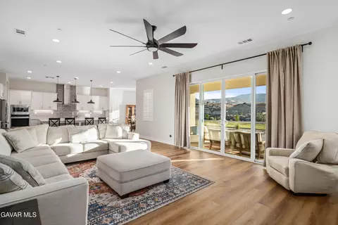 Other - 39243 Stallion Dr, Palmdale, CA 93551 photo 4 of 13
