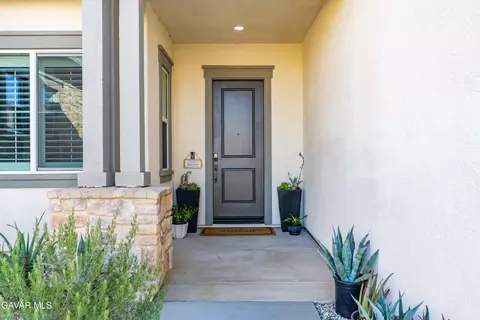 Other - 39243 Stallion Dr, Palmdale, CA 93551 photo 1 of 13