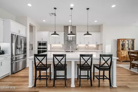 Kitchen - 39243 Stallion Dr, Palmdale, CA 93551 photo 1 of 6