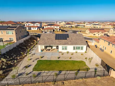 View/Area - 39243 Stallion Dr, Palmdale, CA 93551 photo 1 of 8