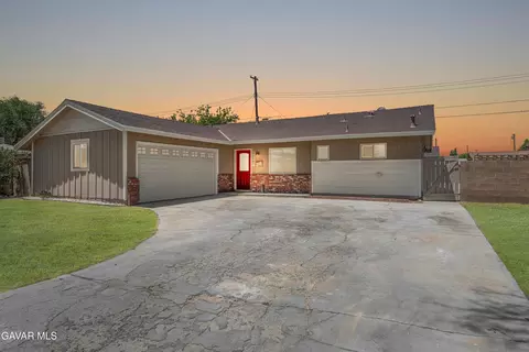45561 Rodin Ave, Lancaster, CA 93535