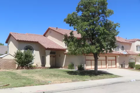 39829 Gorham Ln, Palmdale, CA 93551