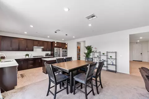 Entry Way - 2030 Donatello St E, Lancaster, CA 93535 photo 3 of 6