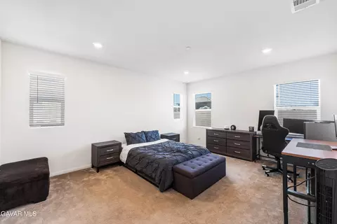 Bedroom - 2030 Donatello St E, Lancaster, CA 93535 photo 1 of 6