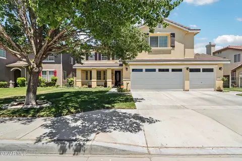 4631 Avenue J1 W, Lancaster, CA 93536