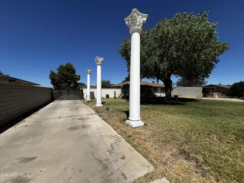Exterior - 41060 E 158th Street East St, Lancaster, CA 93535 photo 4 of 8