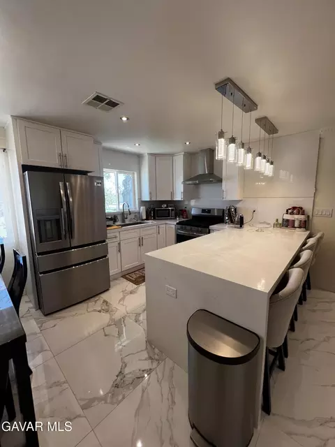 Kitchen - 41060 E 158th Street East St, Lancaster, CA 93535 photo 1 of 5