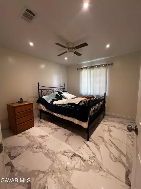 Bedroom - 41060 E 158th Street East St, Lancaster, CA 93535 photo 5 of 12