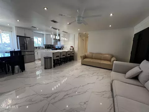 Living - 41060 E 158th Street East St, Lancaster, CA 93535 photo 2 of 7