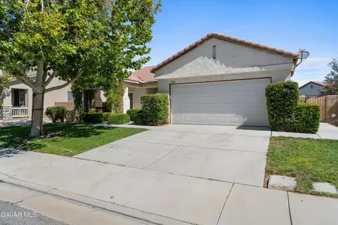 1721 Ave H-4 W, Lancaster, CA 93534