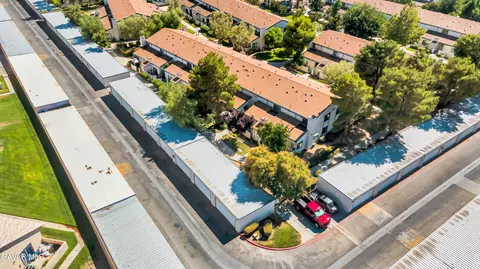 View/Area - 44550 15th St E UNIT 1, Lancaster, CA 93535 photo 1 of 11