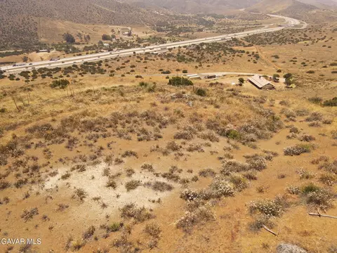 Valleysage Road, Agua Dulce, CA 91390 photo 7