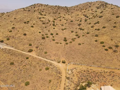 Valleysage Road, Agua Dulce, CA 91390 photo 2