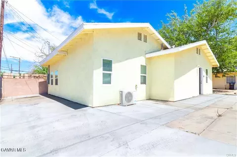 Exterior - 44655 Fig Ave, Lancaster, CA 93534 photo 2 of 2