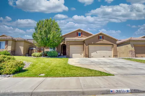 3411 Arrowhead Ct, Rosamond, CA 93560