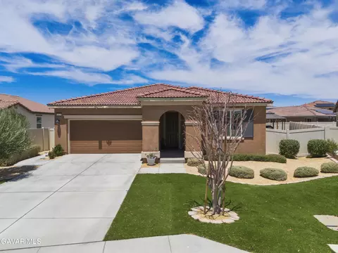 5025 Avenue J6 W, Lancaster, CA 93536