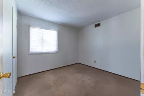 43358 27th St W, Lancaster, CA 93536 photo 5