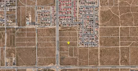 challenger wy vic avenue #L, Lancaster, CA 93535